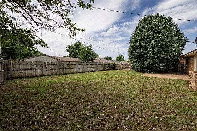 734 W 7th Street, Edmond, OK 73003