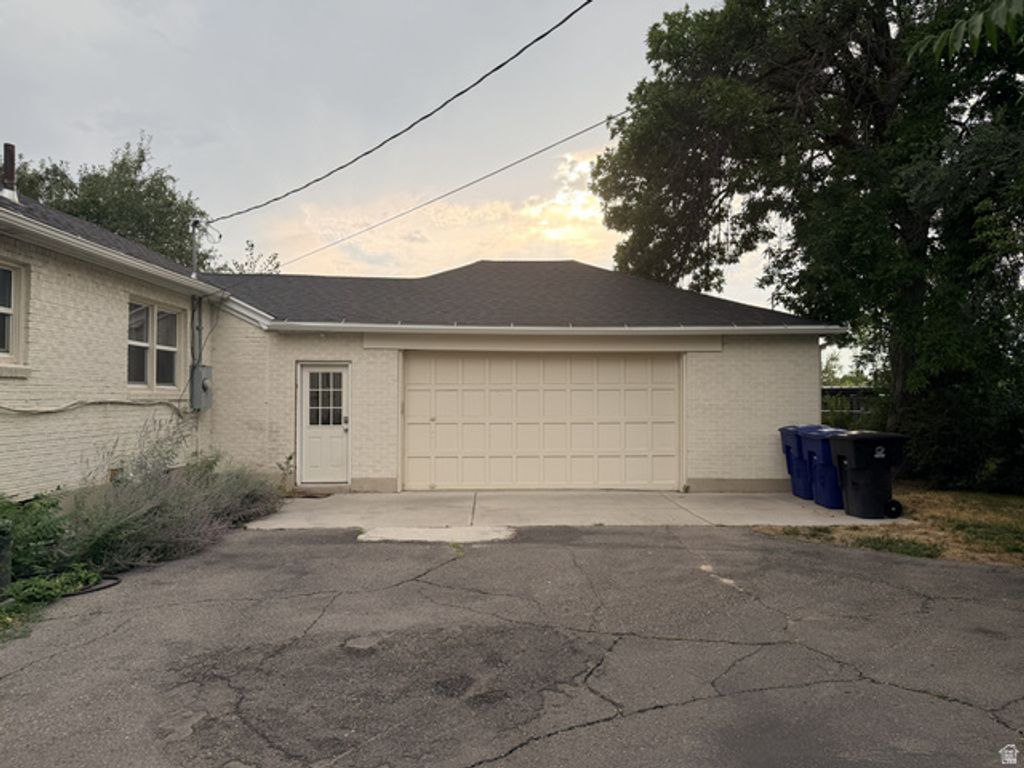 1647 E WOODLAND AVE, Millcreek, UT 84106 — photo 3