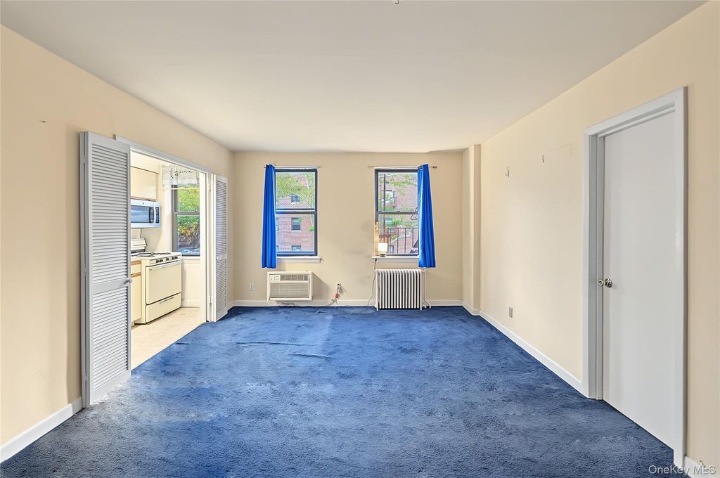 21528 47th Avenue 2B, Bayside, NY 11361 — photo 4