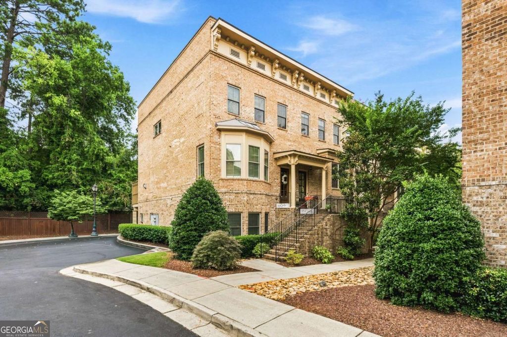 519 Ansley Circle NE, Atlanta, GA 30324