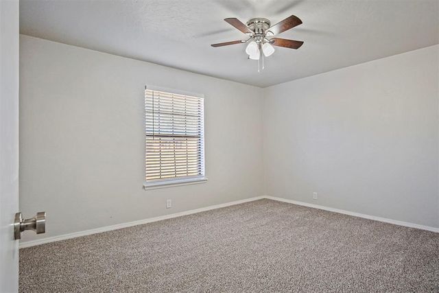 308 Clermont Drive, Edmond, OK 73003