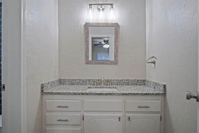 308 Clermont Drive, Edmond, OK 73003