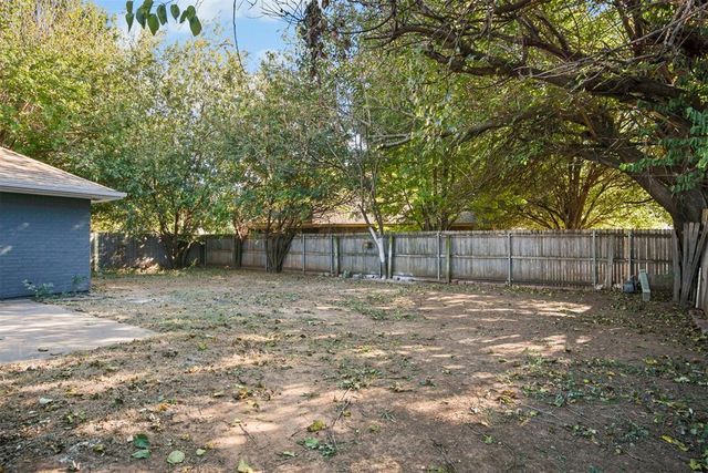 308 Clermont Drive, Edmond, OK 73003