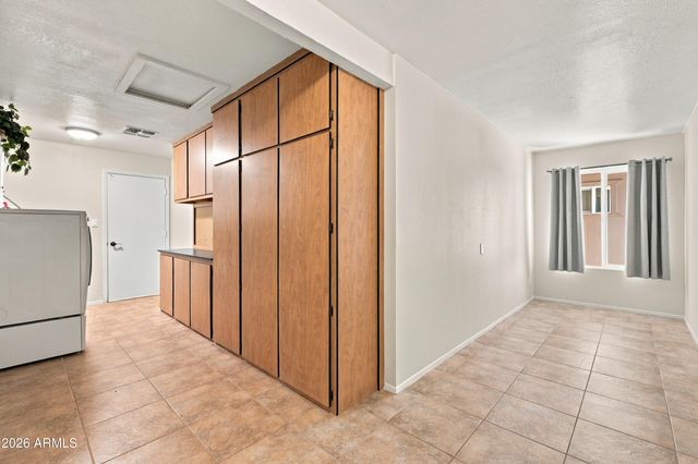 9622 E Indiana Avenue, Sun Lakes, AZ 85248