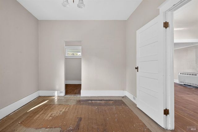 654 Charles St, Santa Rosa, CA 95404