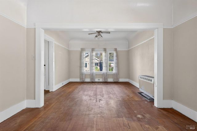 654 Charles St, Santa Rosa, CA 95404