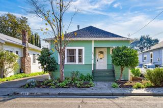 654 Charles St, Santa Rosa, CA 95404