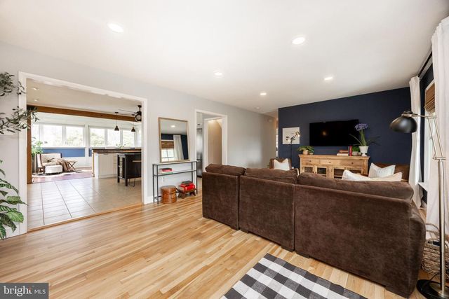 41 DENTON DR, Glenmoore, PA 19343