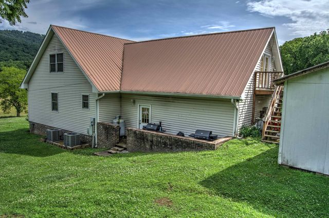 3905 Creek Road, Wildwood, GA 30757