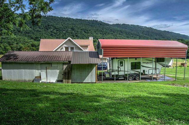 3905 Creek Road, Wildwood, GA 30757