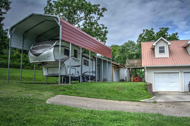 3905 Creek Road, Wildwood, GA 30757