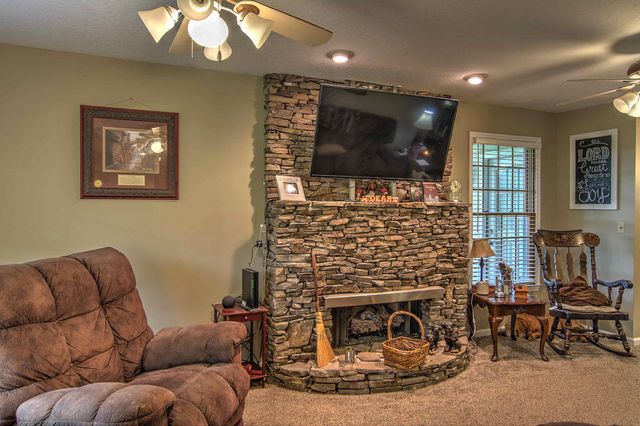 3905 Creek Road, Wildwood, GA 30757