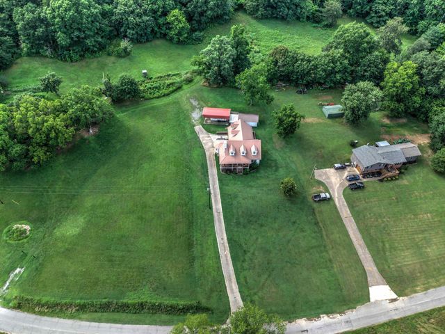 3905 Creek Road, Wildwood, GA 30757