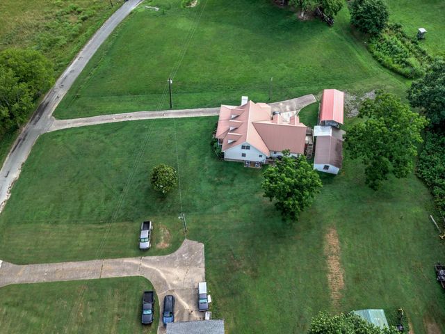 3905 Creek Road, Wildwood, GA 30757
