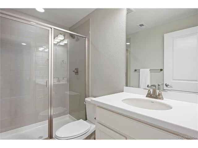 6652 S Biloxi Way, Aurora, CO 80016