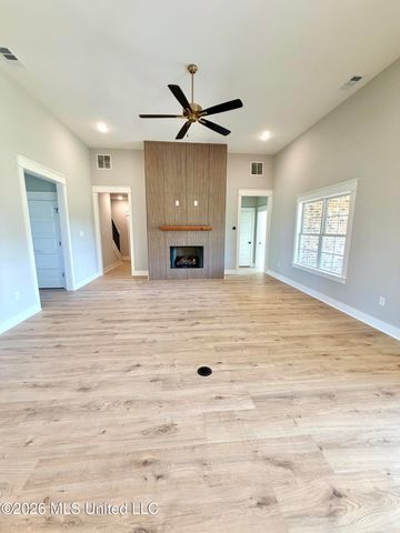 1733 Caribe Drive, Nesbit, MS 38651