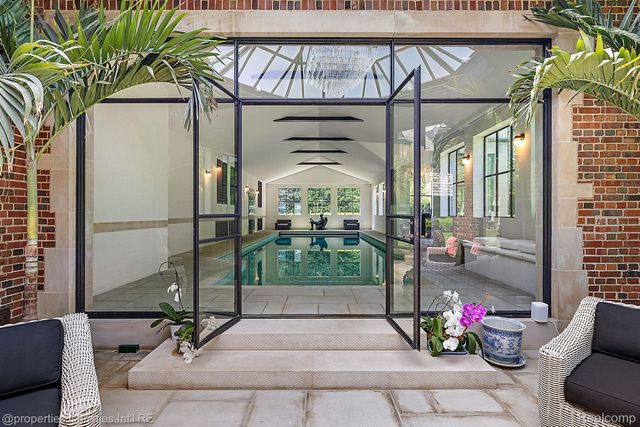 1771 BALMORAL Drive, Detroit, MI 48203