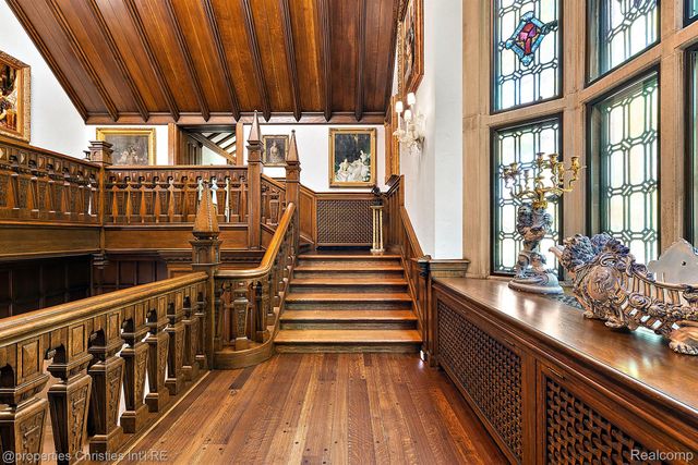 1771 BALMORAL Drive, Detroit, MI 48203