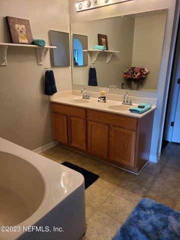 5547 ASHLEIGH PARK Drive, Jacksonville, FL 32244