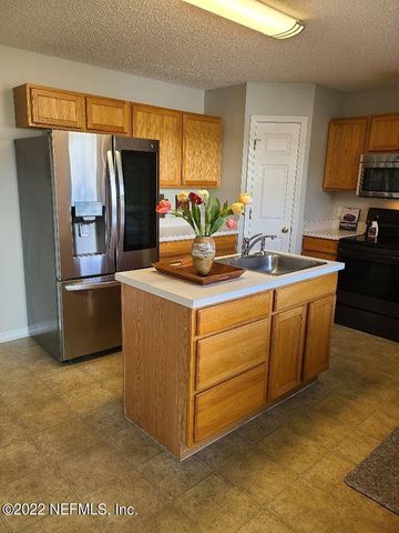 5547 ASHLEIGH PARK Drive, Jacksonville, FL 32244