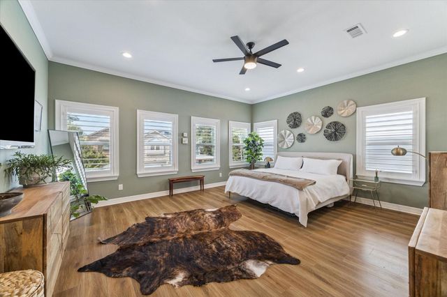 320 E 39th Street, Houston, TX 77018