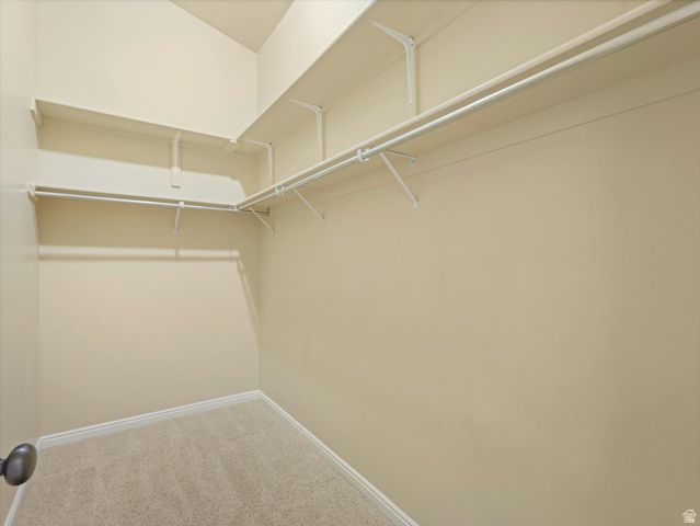 687 E ORCHARD VISTA CT, Midvale, UT 84047