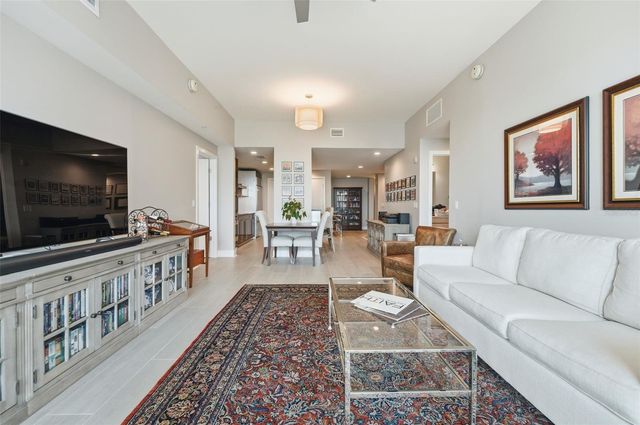 260 S OSCEOLA AVENUE 902, Orlando, FL 32801