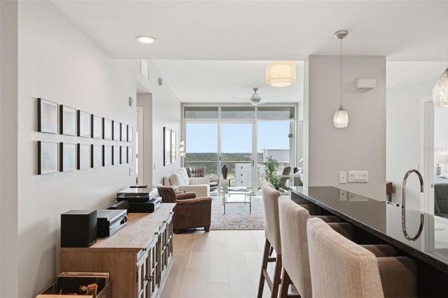 260 S OSCEOLA AVENUE 902, Orlando, FL 32801