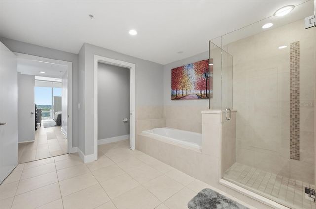 260 S OSCEOLA AVENUE 902, Orlando, FL 32801