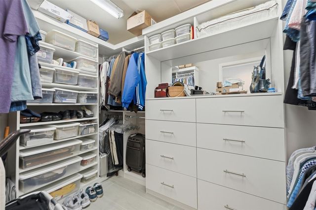 260 S OSCEOLA AVENUE 902, Orlando, FL 32801