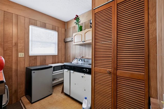 2199 NOTTINGHAM DRIVE, Clearwater, FL 33764