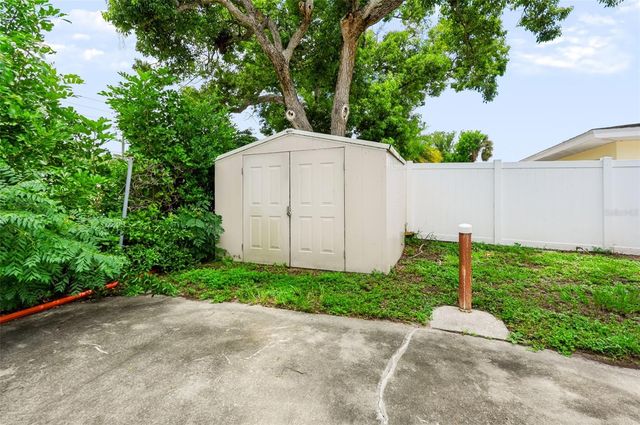 2199 NOTTINGHAM DRIVE, Clearwater, FL 33764