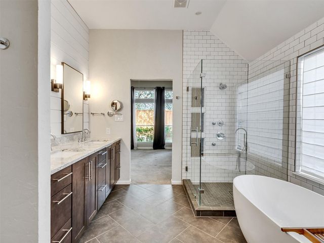 3518 Shadowwalk Drive, Houston, TX 77082