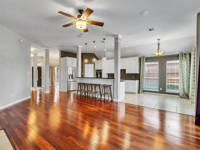 3518 Shadowwalk Drive, Houston, TX 77082