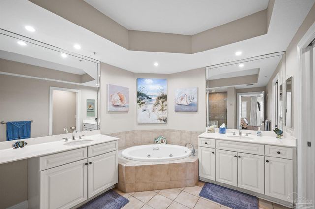 608 Lost Key Dr 903C, Pensacola, FL 32507