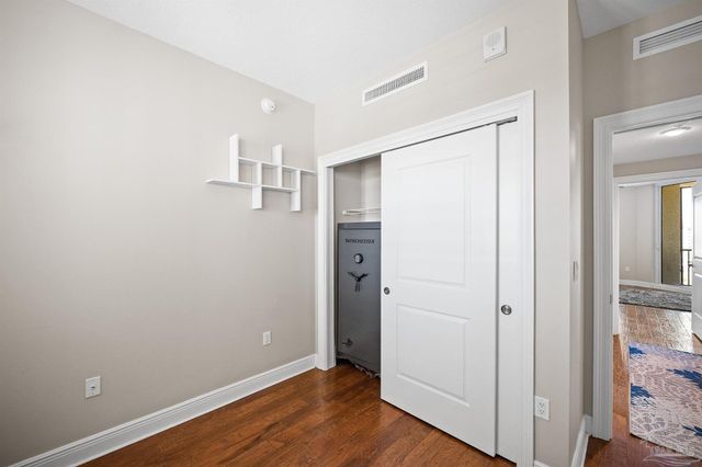 608 Lost Key Dr 903C, Pensacola, FL 32507