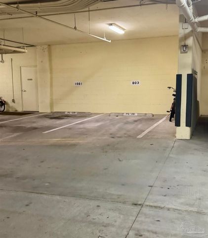 608 Lost Key Dr 903C, Pensacola, FL 32507