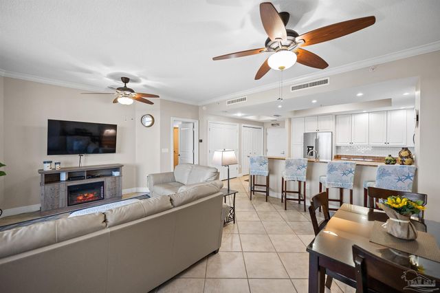 608 Lost Key Dr 903C, Pensacola, FL 32507