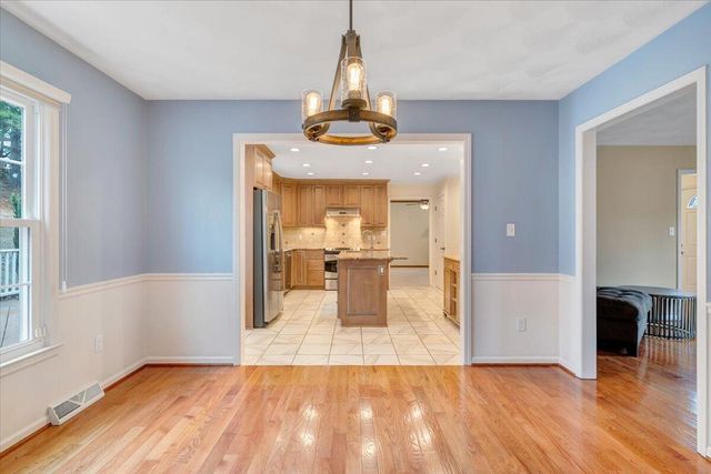 302 Ivy LN, Daleville, VA 24083