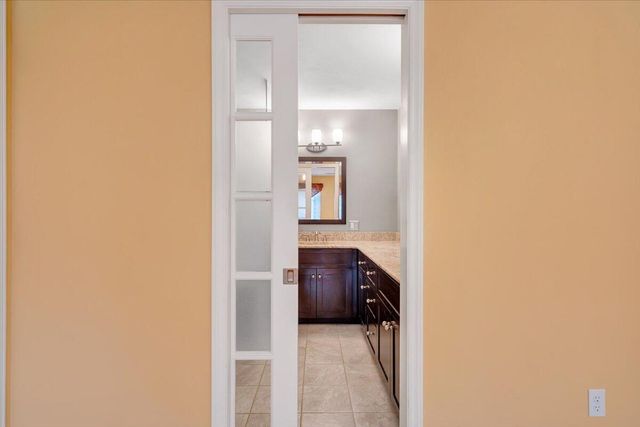 302 Ivy LN, Daleville, VA 24083