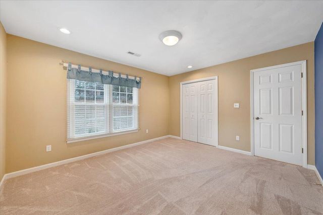 302 Ivy LN, Daleville, VA 24083