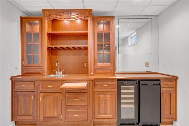 302 Ivy LN, Daleville, VA 24083