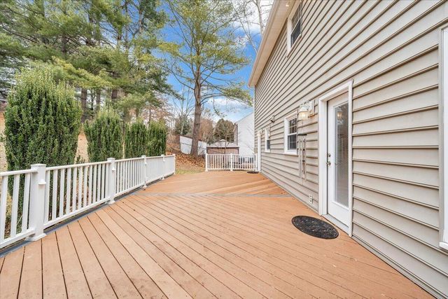 302 Ivy LN, Daleville, VA 24083