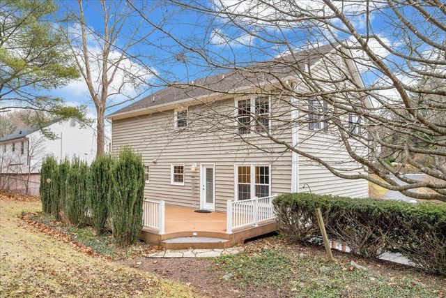 302 Ivy LN, Daleville, VA 24083