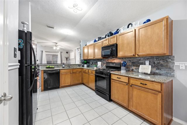 20723 Dewberry Creek Lane, Katy, TX 77449