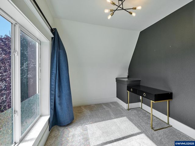 795 Corby St, Woodburn, OR 97071