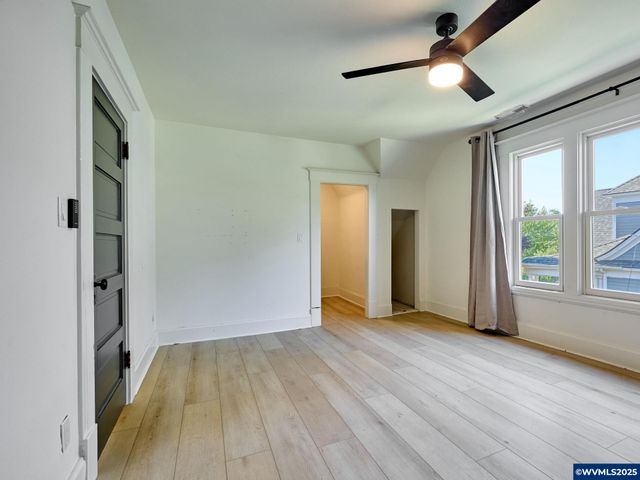 795 Corby St, Woodburn, OR 97071