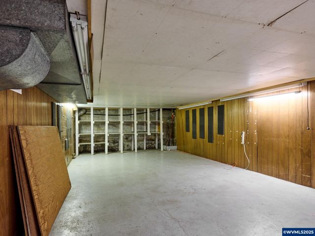 795 Corby St, Woodburn, OR 97071