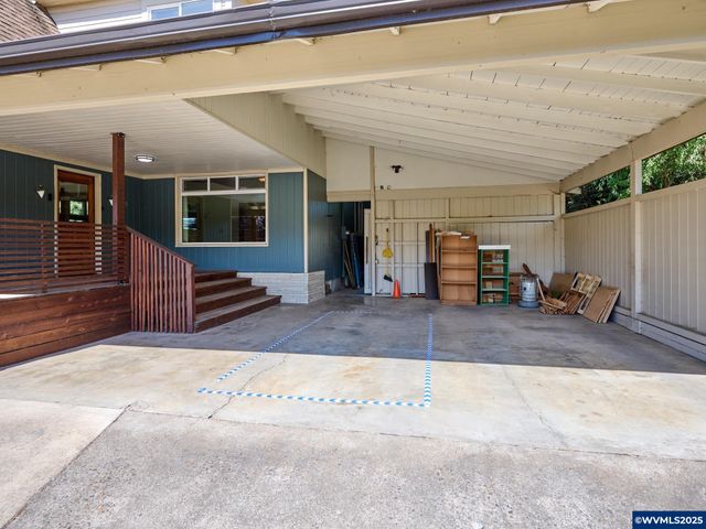 795 Corby St, Woodburn, OR 97071