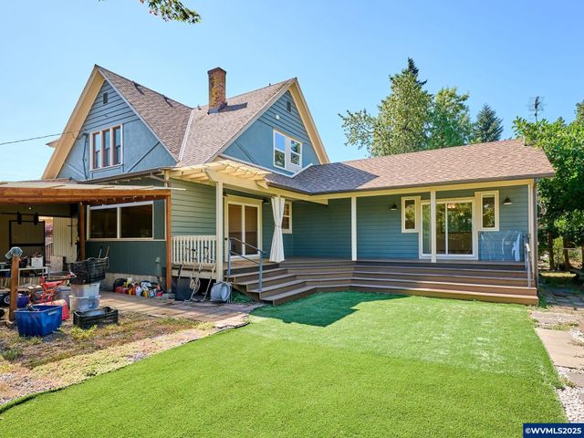 795 Corby St, Woodburn, OR 97071